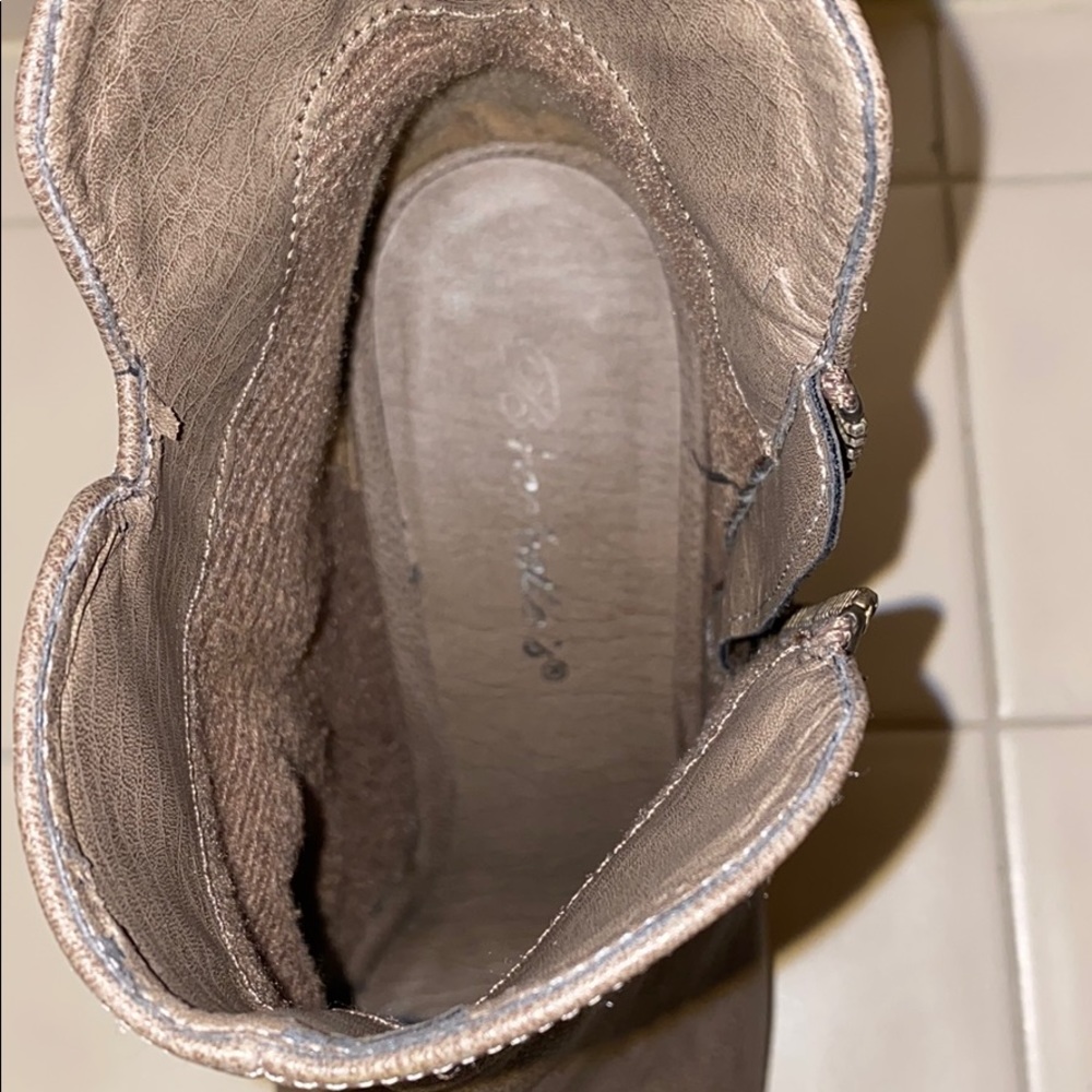 Open toe booties - Picture 4 of 13